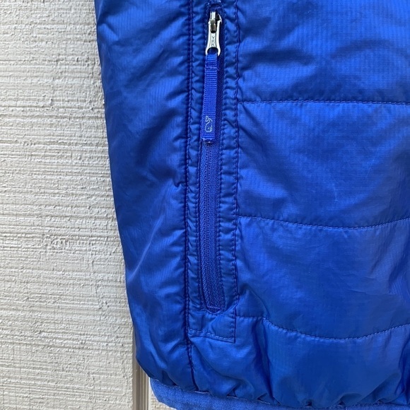 Vineyard vines Boy's Mountain Weekend Primaloft Full Zip Vest - Picture 3 of 12